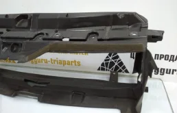 Воздуховод радиатора левый верхний для BMW 3er 2018 года на фотографиях