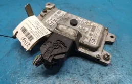 Блок управления зеркалами для Nissan Qashqai 2013 года на фотографиях