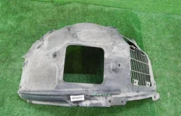 Подкрылок передний правый для BMW 7er на фотографиях