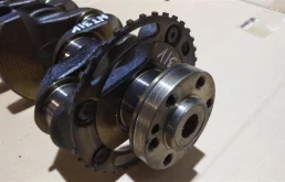 Коленвал для Nissan X-Trail на фотографиях