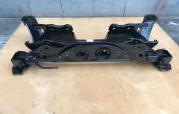 Задний подрамник для Toyota Highlander на фотографиях