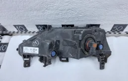 Усилитель переднего бампера для Skoda Rapid 2025 года на фотографиях