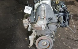 Двигатель без навесного для Honda Stream на фотографиях