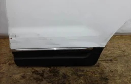 Двери для Ford Explorer 2013 года на фотографиях