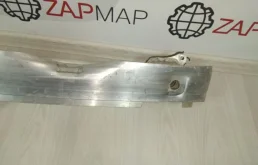 Усилитель заднего бампера для Audi A6 2010 года на фотографиях