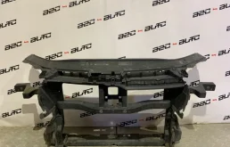 Панель радиатора (телевизор) для Volkswagen Passat на фотографиях