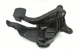 Педальный узел для Skoda Rapid 2020 года на фотографиях