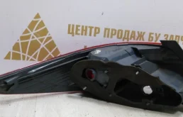 Фонарь внешний правый для Hyundai Solaris 2013 года на фотографиях