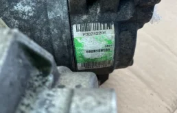 Компрессор кондиционера для Volvo XC90 2005 года на фотографиях