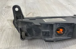 Поворотник передний левый для Audi Q7 2006 года на фотографиях