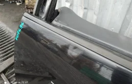 Дверь передняя левая для Volkswagen Touran 2008 года на фотографиях