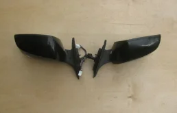 Стекла и зеркала для Subaru Legacy 2009 года на фотографиях