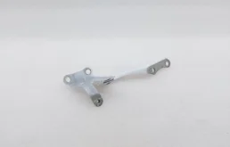 Петля капота левая для Toyota Corolla 2023 года на фотографиях