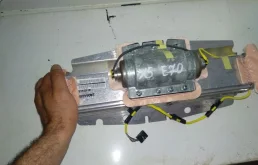 Подушка безопасности пассажира для BMW X5 на фотографиях