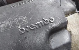 Суппорт задний левый для Audi Q7 2015 года на фотографиях