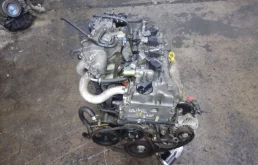 Двигатель для Nissan Primera 1999 года на фотографиях