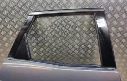 Дверь задняя правая для Mazda CX 7 2008 года на фотографиях