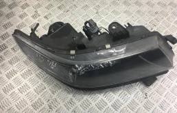 Фары для Honda Accord 2006 года на фотографиях