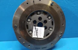 Маховик для Nissan X-Trail на фотографиях