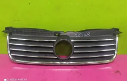 решетка радиатора для Volkswagen Passat (B5+ (B5.5), Typ 3BG) 2000-2005