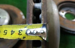 Диски тормозные передние (комплект) для BMW 5er 2018 года на фотографиях