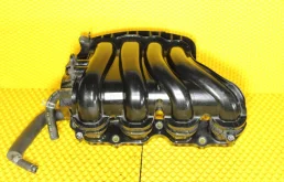 Впускной коллектор для Hyundai Solaris 2010 года на фотографиях