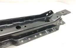 Панель радиатора (телевизор) для Chevrolet Cruze 2013 года на фотографиях