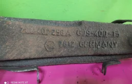 Кулак поворотный правый для Audi Q7 на фотографиях