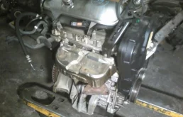 Двигатель без навесного для Renault Laguna на фотографиях