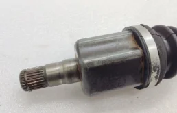 Привод передний левый для Volkswagen Polo 2012 года на фотографиях