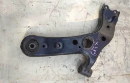 Качающийся рычаг правый для Toyota Alphard 2023 года на фотографиях