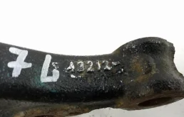 Кулак поворотный правый для Toyota Corolla на фотографиях