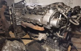 Двигатель для Mercedes-Benz G class 2005 года на фотографиях