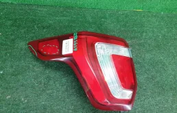 Фонарь левый для Ford Explorer на фотографиях