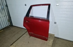 Дверь задняя правая для Nissan Note E11 2005-2012