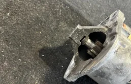 Стартер для Renault Logan 2012 года на фотографиях