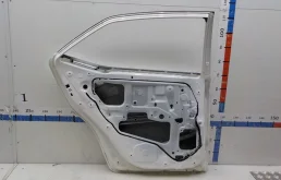 Дверь задняя левая для Toyota Corolla 2018 года на фотографиях