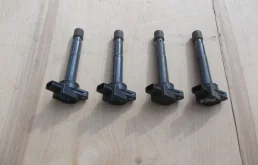 Катушка зажигания для Honda Accord 2005 года на фотографиях