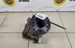 Редуктор переднего моста для Kia Sorento 2011 года на фотографиях