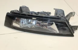 Противотуманка (ПТФ) передняя левая для Skoda Rapid 2015 года на фотографиях