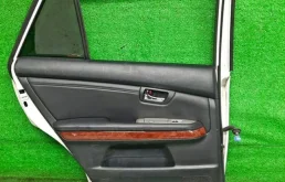 Дверь задняя левая для Lexus RX 2008 года на фотографиях