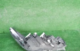 Фары для Toyota Highlander 2018 года на фотографиях