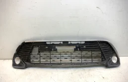 Решетка переднего бампера для Toyota Camry XV50 (JDM) 2011-2017