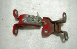 Петля двери передней левой верхняя для Toyota Corolla E120/E130 Седан 2000-2007