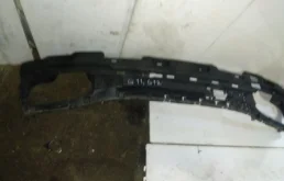 Кронштейн заднего бампера левый для BMW 7er на фотографиях