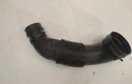 Воздухозаборник для Audi Q7 2011 года на фотографиях