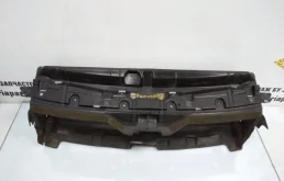 Воздуховод радиатора левый верхний для BMW 3er 2018 года на фотографиях