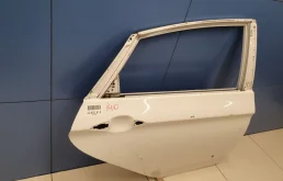 Дверь задняя правая для Hyundai i40 на фотографиях