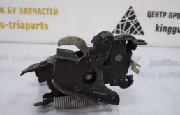 Замок капота для BMW X6 2022 года на фотографиях