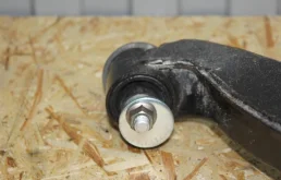 Рычаг задний левый нижний для Mitsubishi Pajero на фотографиях